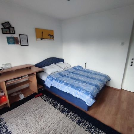 Cozy Room With A Balcony SJJ Exteriör bild