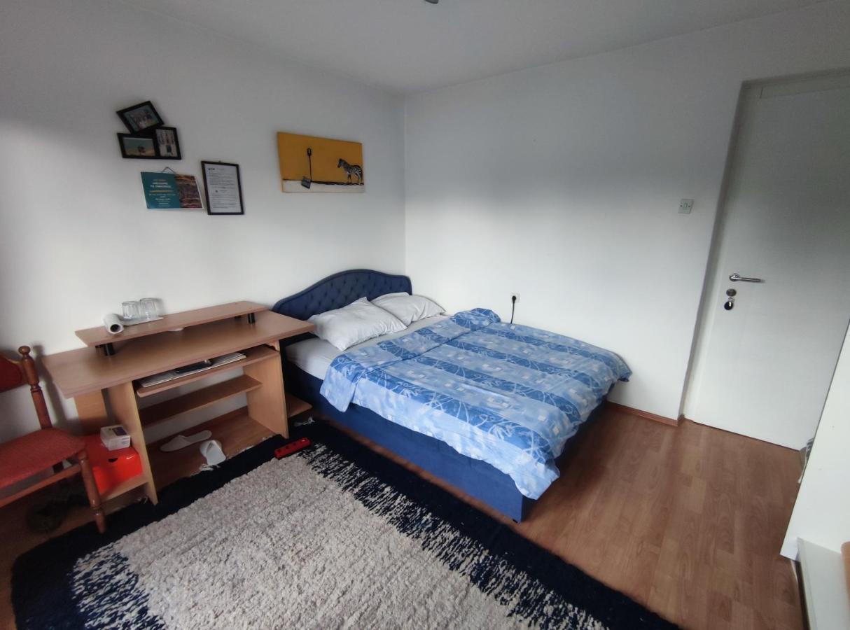 Cozy Room With A Balcony SJJ Exteriör bild