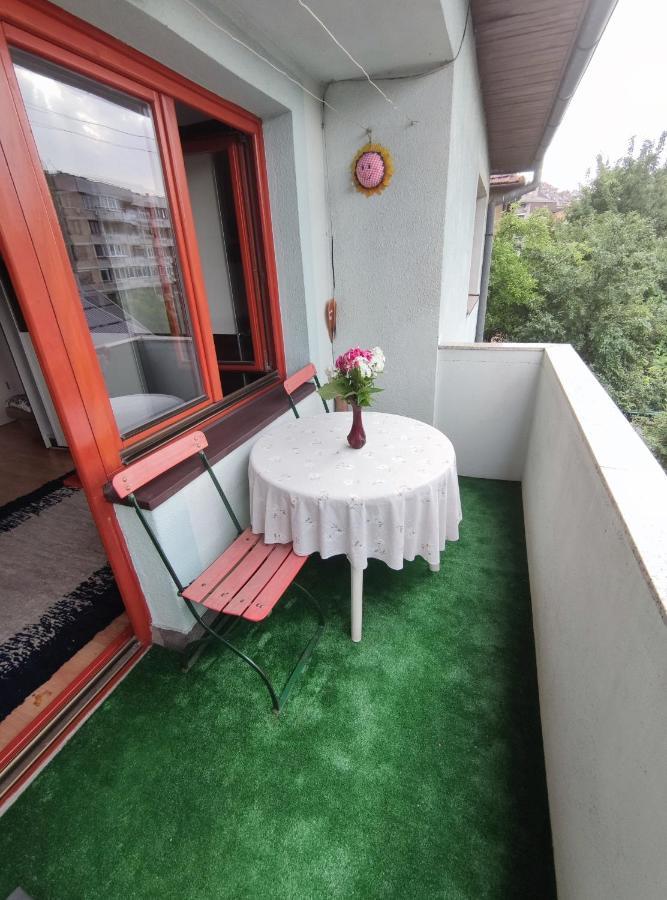 Cozy Room With A Balcony SJJ Exteriör bild