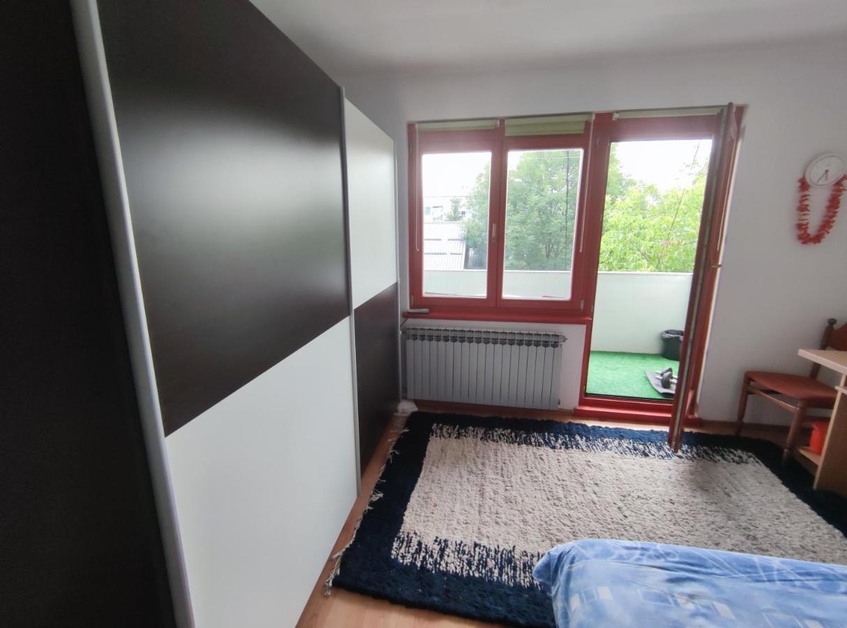 Cozy Room With A Balcony SJJ Exteriör bild